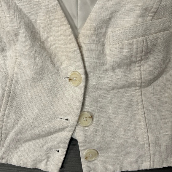 NWOT Endless Rose Cream Button-Up Vest - Picture 4 of 4